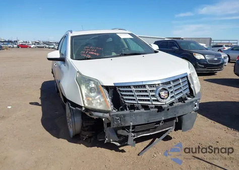 2015 Cadillac Srx Luxury Collection z USA, uszkodzony, nr VIN 3GYFNBE34FS544636